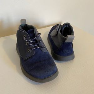 UGG shoes boys